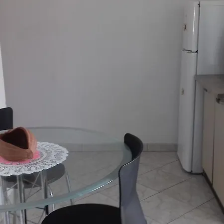 Luka Dubrava 14040b Appartamento