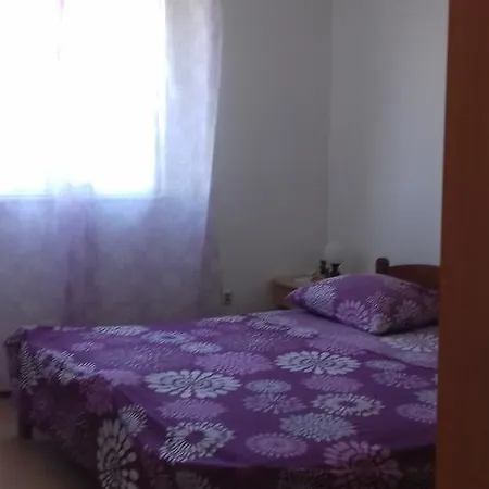Luka Dubrava 14040b Appartamento
